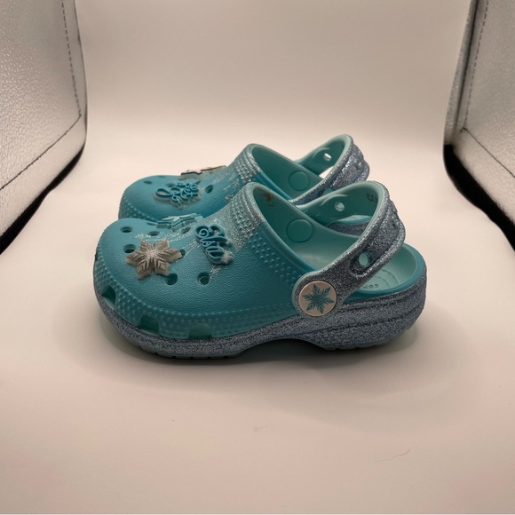 Crocs X Disney Frozen Kids Blue Glitter Clogs size 7C - Picture 1 of 10